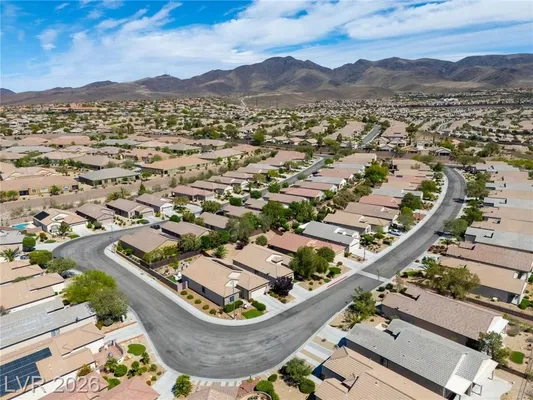 Property Slideshow image 3 of 58 | 2408 cosmic ray pl, Henderson, NV, 89044