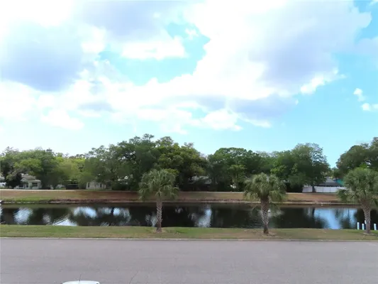 Property Slideshow image 2 of 15 | 2291 americus blvd 37, Clearwater, FL, 33763