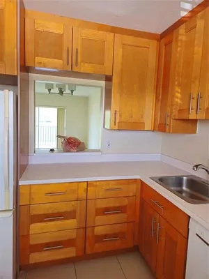 Property Slideshow image 2 of 35 | 7500 nw 5th pl apt 201, Margate, FL, 33063