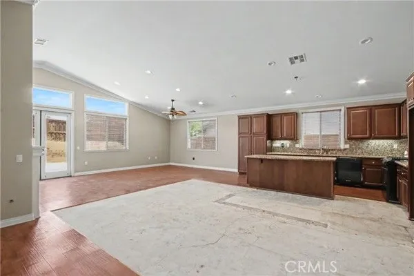 Property Slideshow image 2 of 13 | 7860 january dr, Hemet, CA, 92545