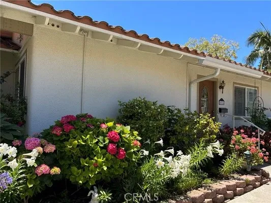 Property Slideshow image 2 of 10 | 2024 via mariposa e a, Laguna Woods, CA, 92637
