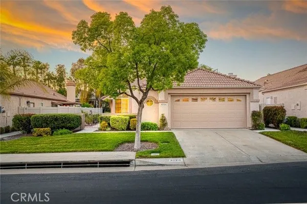 Property Slideshow image 2 of 32 | 40314 via calidad, Murrieta, CA, 92562