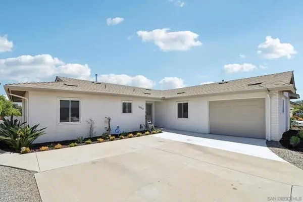 Property Slideshow image 2 of 43 | 16763 pinata dr, San Diego, CA, 92128