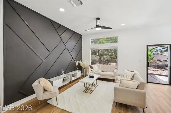 Property Slideshow image 3 of 39 | 466 edgefield ridge pl, Henderson, NV, 89012