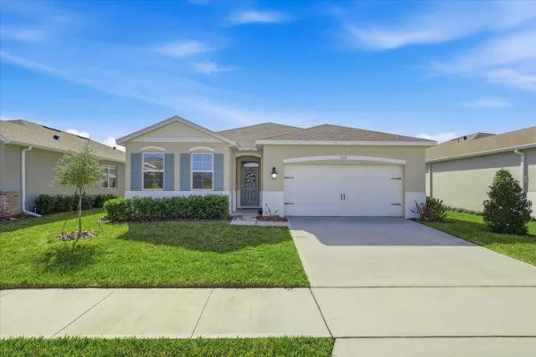 Property Slideshow image 2 of 58 | 338 e merimont ln, Ormond Beach, FL, 32174