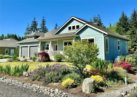 Property Slideshow image 3 of 40 | 39 pelton ct, Port Ludlow, WA, 98365