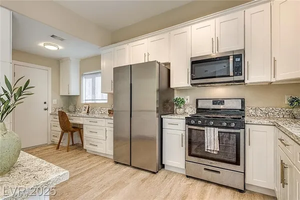 Property Slideshow image 3 of 44 | 2601 lotus hill dr, Las Vegas, NV, 89134