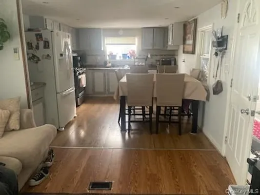 Property Slideshow image 2 of 10 | 1661 old country rd 251, Riverhead, NY, 11901