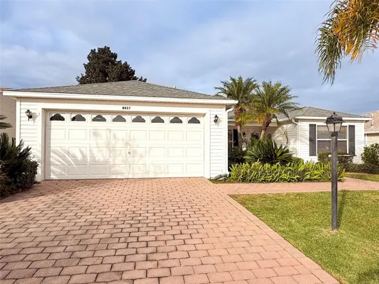 Property Slideshow image 3 of 40 | 8017 se 175th columbia pl, The Villages, FL, 32162