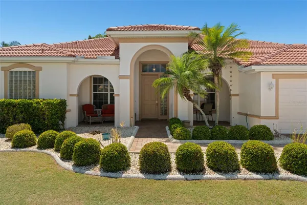 Property Slideshow image 3 of 47 | 1134 signature dr, Sun City Center, FL, 33573