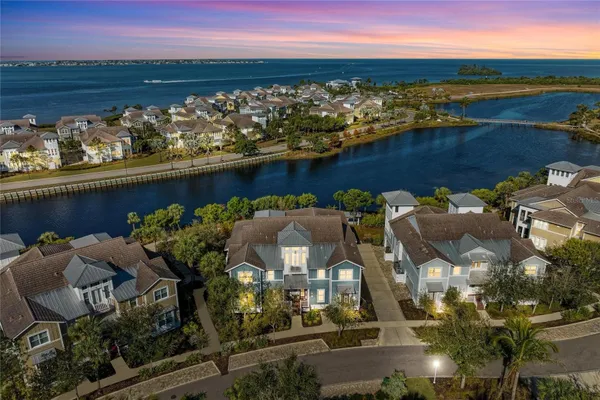 Property Slideshow image 3 of 100 | 266 sapphire lake dr 202, Bradenton, FL, 34209