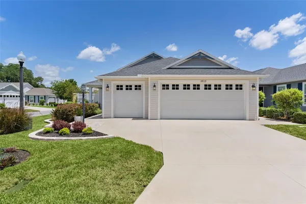 Property Slideshow image 2 of 58 | 2823 christopher ct, The Villages, FL, 32163