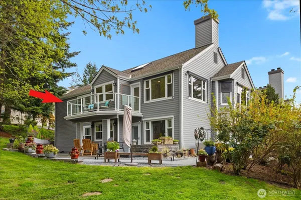 Property Slideshow image 2 of 37 | 4049 providence point dr, Issaquah, WA, 98029