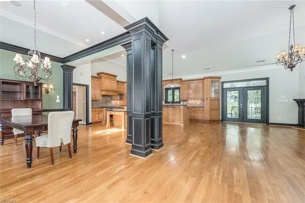 Property Slideshow image 3 of 47 | 228 royal dublin, Williamsburg, VA, 23188