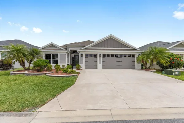 Property Slideshow image 2 of 57 | 2140 biller cir, The Villages, FL, 32163