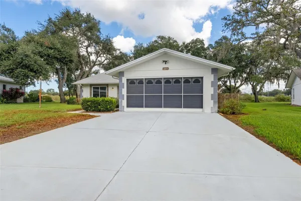Property Slideshow image 3 of 25 | 8723 benton dr, Port Richey, FL, 34668