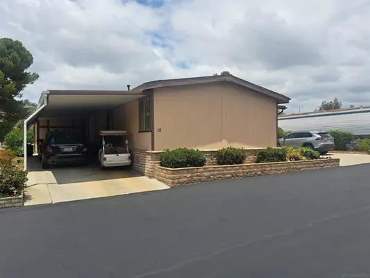 Property Slideshow image 3 of 36 | 4650 dulin rd spc 12, Fallbrook, CA, 92028