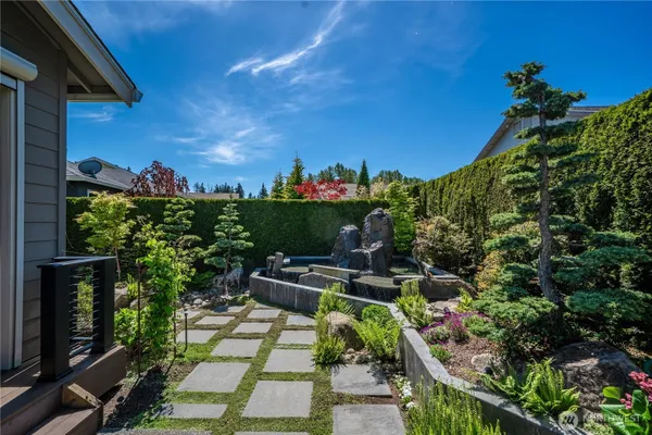Property Slideshow image 2 of 34 | 14210 188th ave, Bonney Lake, WA, 98391