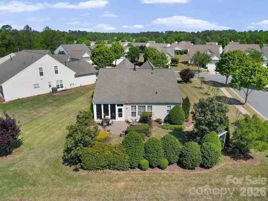 Property Slideshow image 2 of 44 | 3021 voyageurs way, Fort Mill, SC, 29707