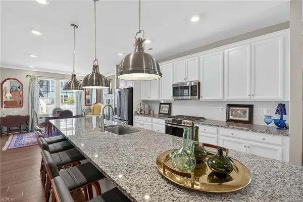 Property Slideshow image 2 of 40 | 6417 yarmouth run, Williamsburg, VA, 23188