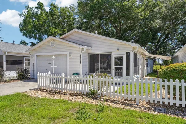 Property Slideshow image 2 of 35 | 17263 se 93rd demoss ct, The Villages, FL, 32162