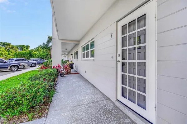 Property Slideshow image 3 of 40 | 2295 americus blvd 7, Clearwater, FL, 33763