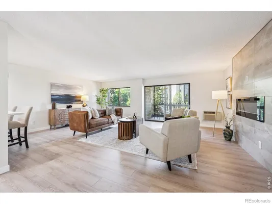 Property Slideshow image 2 of 31 | 14050 e linvale pl 312, Aurora, CO, 80014