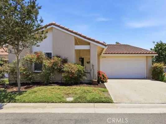 Property Slideshow image 2 of 71 | 27735 via rodrigo, Mission Viejo, CA, 92692