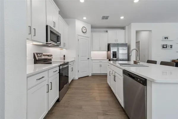 Property Slideshow image 2 of 76 | 31735 griffin sands ln, San Antonio, FL, 33576