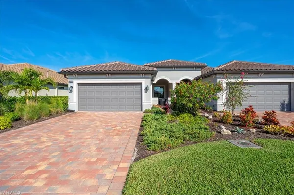 Property Slideshow image 2 of 17 | 12390 canal grande dr, Fort Myers, FL, 33913