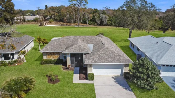 Property Slideshow image 2 of 50 | 3519 e links ct, Palm Harbor, FL, 34684
