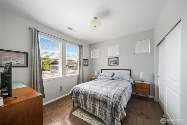 Property Slideshow image 3 of 34 | 9410 bowthorpe st, Olympia, WA, 98513