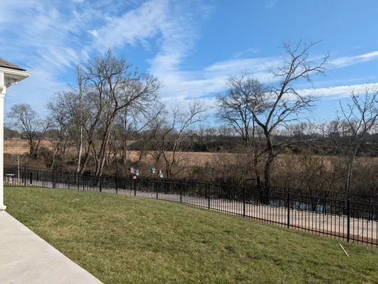 Property Slideshow image 3 of 8 | 1133 stoney brook pvt bnd, Gallatin, TN, 37066