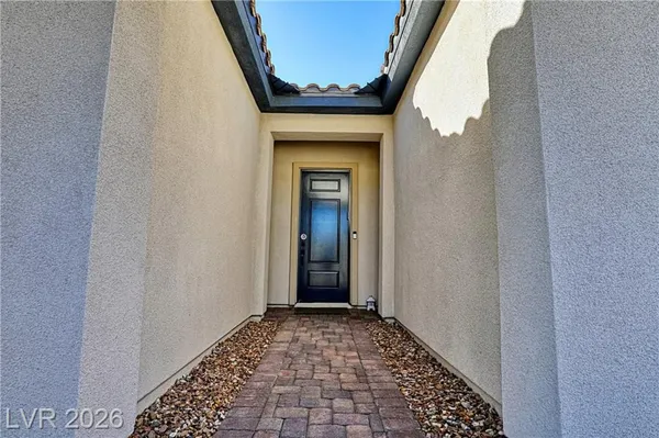 Property Slideshow image 2 of 31 | 43 autumn palm ave, Henderson, NV, 89011