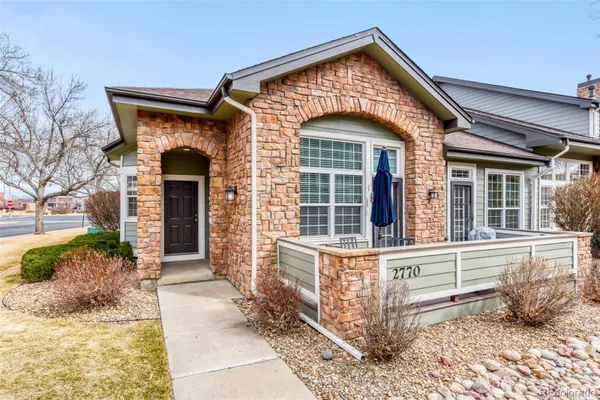 Property Slideshow image 2 of 28 | 2770 w greens ct, Littleton, CO, 80123