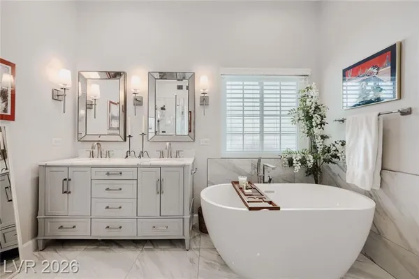 Property Slideshow image 3 of 38 | 5421 desert paradise dr, Las Vegas, NV, 89130