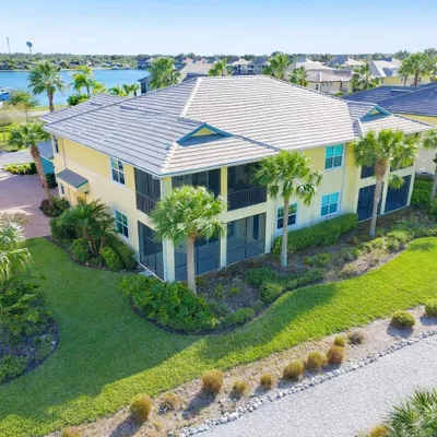 Property Slideshow image 3 of 35 | 1264 riverscape st b, Bradenton, FL, 34208