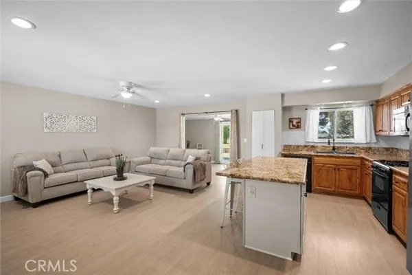 Property Slideshow image 3 of 32 | 26750 oakmont dr, Menifee, CA, 92586