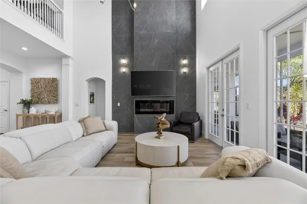 Property Slideshow image 3 of 96 | 415 islebay dr, Apollo Beach, FL, 33572