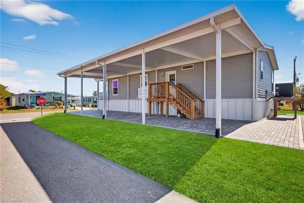 Property Slideshow image 3 of 50 | 14729 constitution way, North Fort Myers, FL, 33917