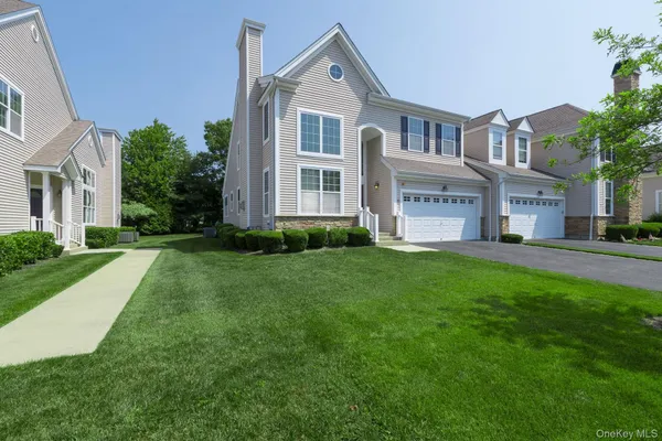 Property Slideshow image 2 of 30 | 20 emilie dr, Brookhaven, NY, 11934