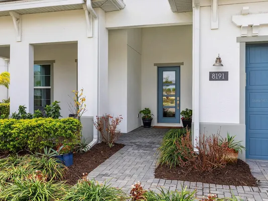 Property Slideshow image 2 of 66 | 8191 redonda loop, Lakewood Ranch, FL, 34202