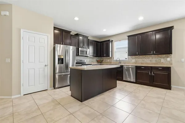 Property Slideshow image 3 of 68 | 20945 oldenburg loop, Mount Dora, FL, 32757