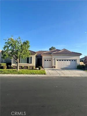 Property Slideshow image 3 of 35 | 19533 vermillion ln, Apple Valley, CA, 92308
