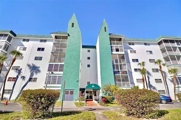 Property Slideshow image 2 of 31 | 4751 nw 21st st 209, Lauderhill, FL, 33313