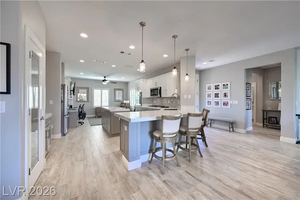 Property Slideshow image 2 of 43 | 2211 twin falls dr, Henderson, NV, 89044