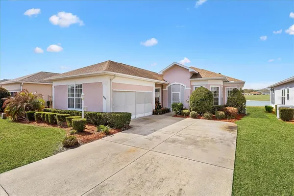 Property Slideshow image 2 of 45 | 17584 se 119th cir, Summerfield, FL, 34491