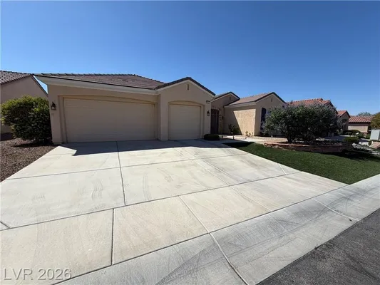 Property Slideshow image 2 of 60 | 2127 clearwater lake dr, Henderson, NV, 89044