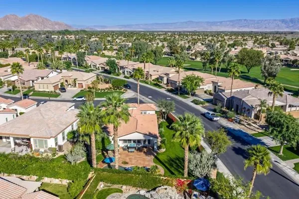 Property Slideshow image 3 of 53 | 81845 la paz ct, La Quinta, CA, 92253