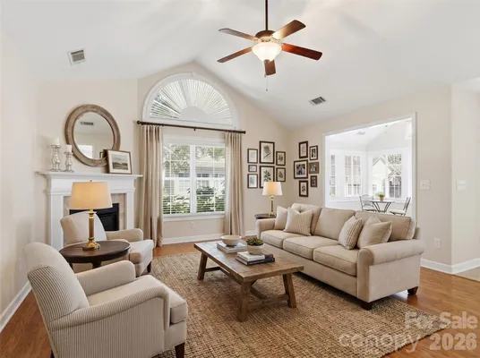 Property Slideshow image 2 of 24 | 227 lone oak cir, Rock Hill, SC, 29732